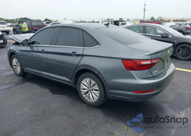 3VWCB7BU9LM017104: 42428966