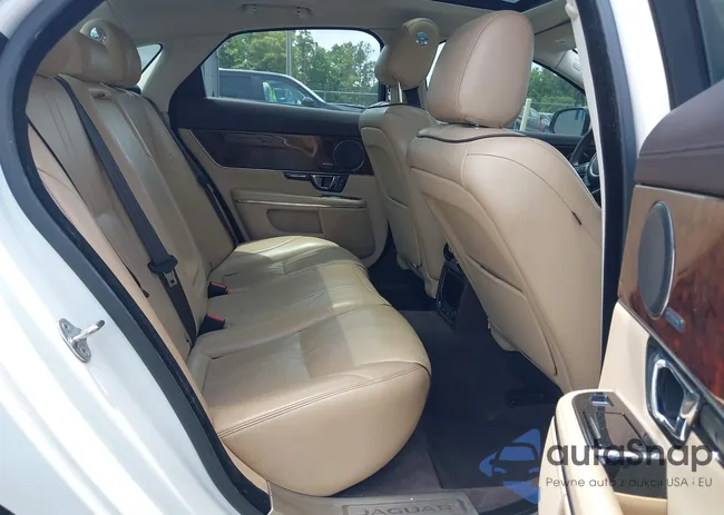 SAJWJ1CD6G8V95512: 42428982