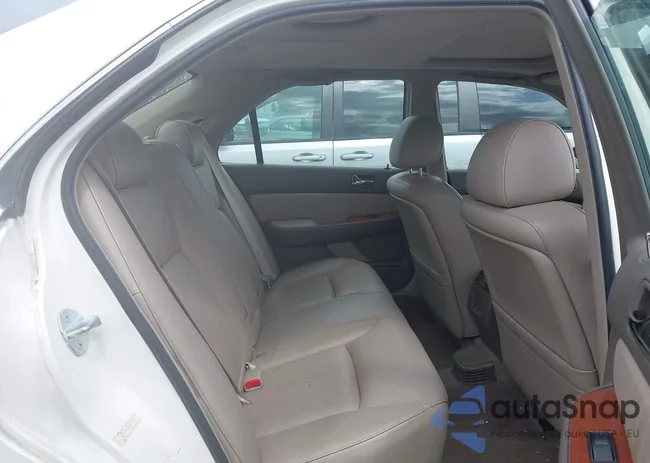 JH4KA966X4C001584: 42429042