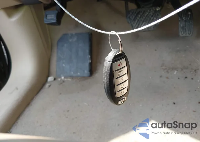 5N1AR2MM0EC735744: 42429341