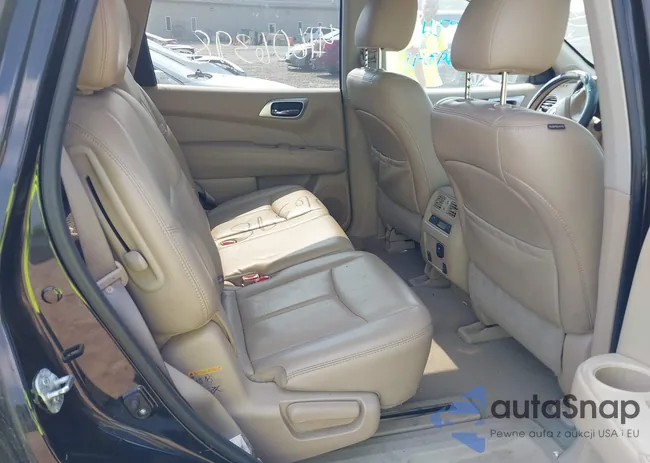 5N1AR2MM0EC735744: 42429341