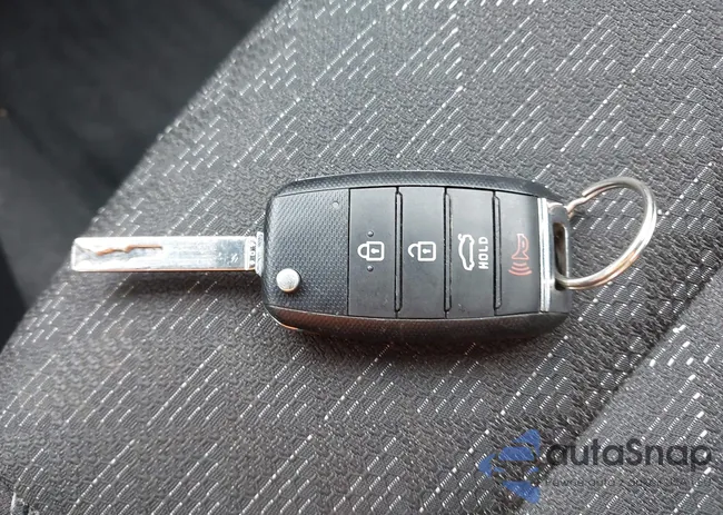 3KPA24AB2JE081761: 42429425