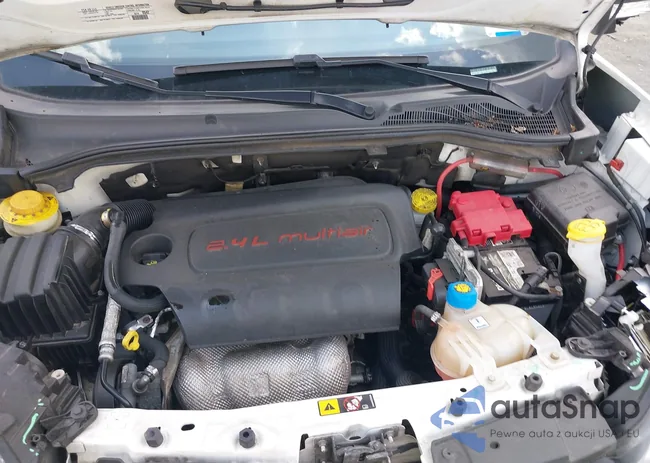 ZFBHRFAB3L6P35149: 42428569