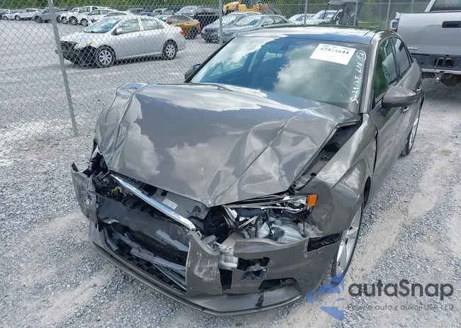 WAUACGFF3F1011431: 42428644