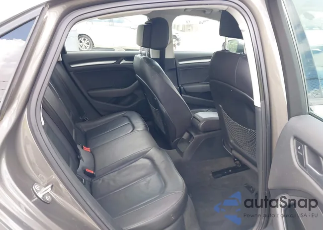 WAUACGFF3F1011431: 42428644