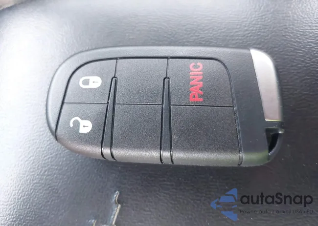 3C4PDDBG3DT661924: 42430211