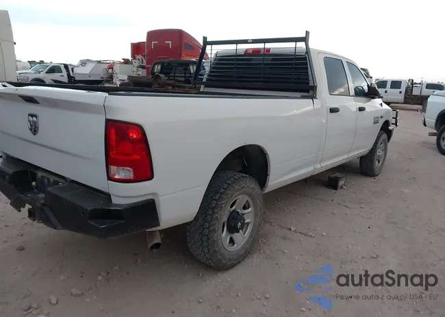 3C6UR5HJ6JG425275: 42430241