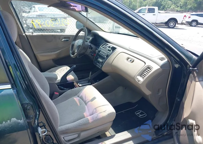 1HGCF86631A104002: 42430399