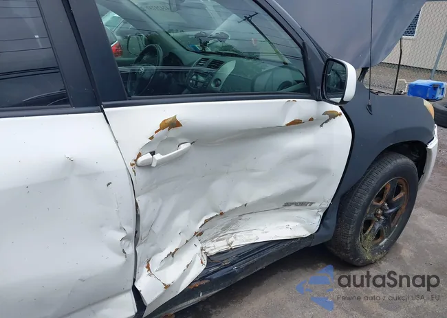 JTMBD33V066022303: 42429737