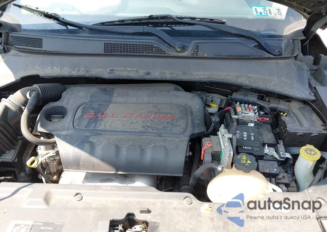 3C4NJDBB1JT191490: 42429761