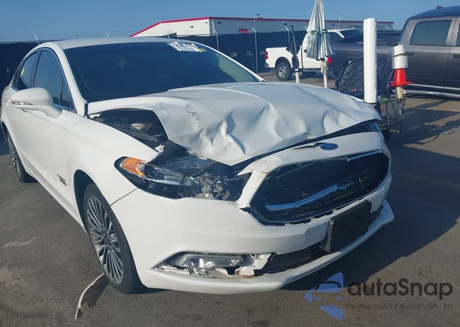 3FA6P0PU6HR306023: 42431092