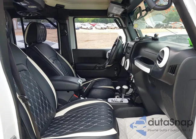 1C4BJWDG6DL625801: 42431384