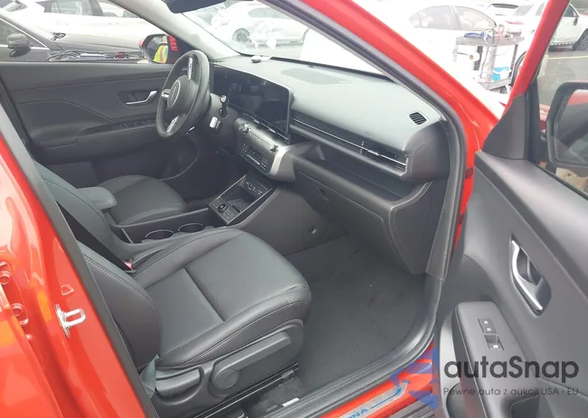 KM8HE3A38RU163933: 42431424