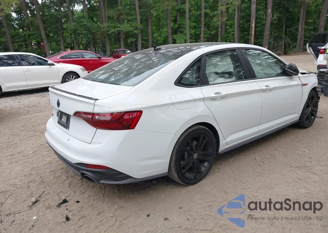 3VW2T7BU1NM028092: 42430756