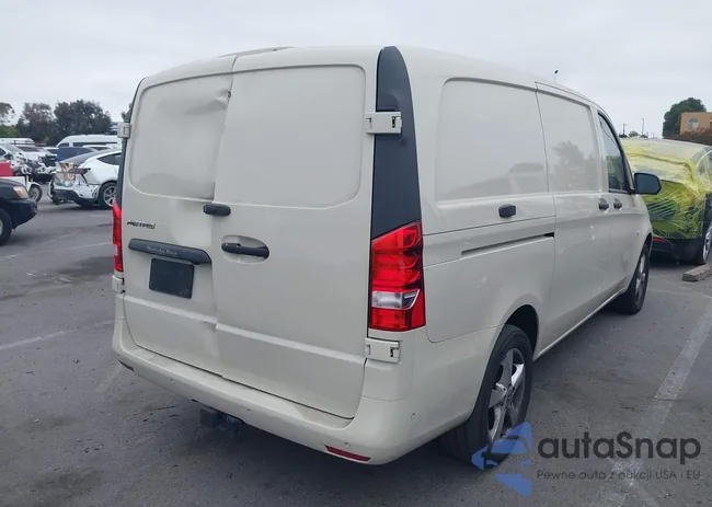 W1YV0BEY7N4153194: 42432010