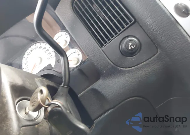 1D3HU18D45J538262: 42432027