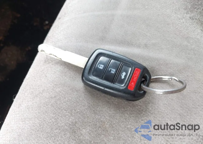 1HGCR2F33DA220220: 42432039