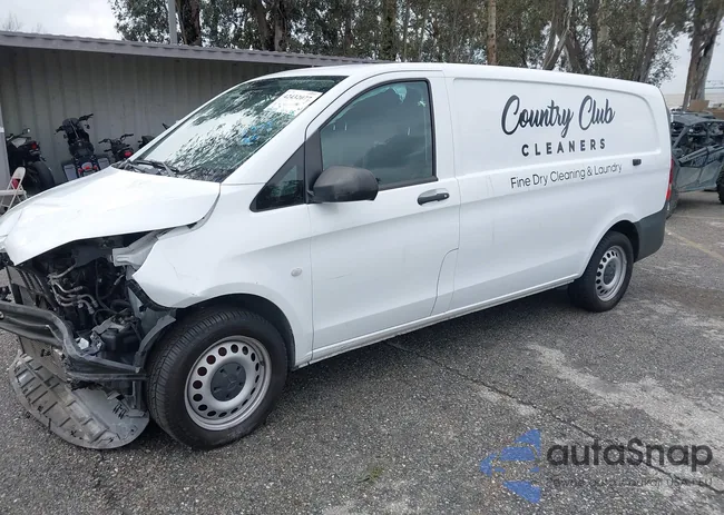 W1YV0CEY4N3961398: 42432077