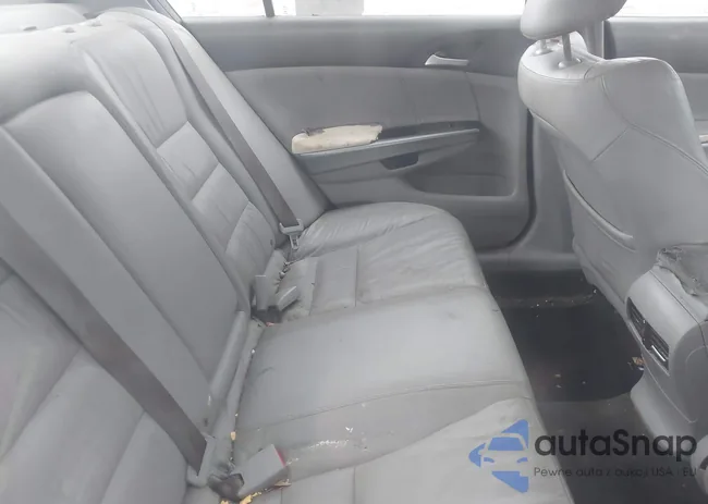 1HGCP2F85AA019366: 42431561