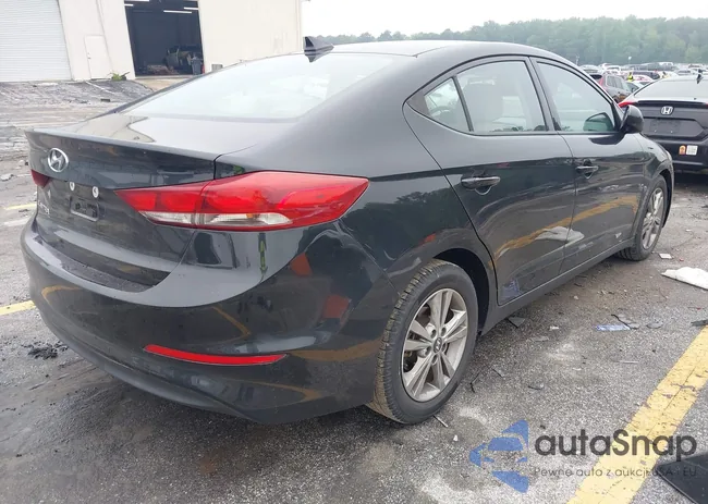 5NPD84LF0JH236931: 42431571