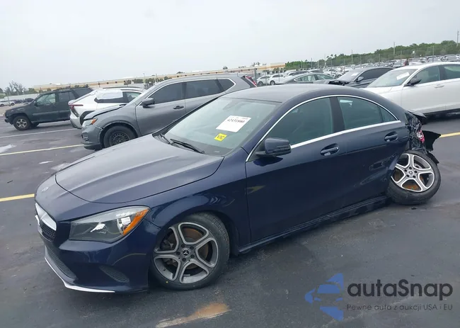 WDDSJ4EB0KN718991: 42431800