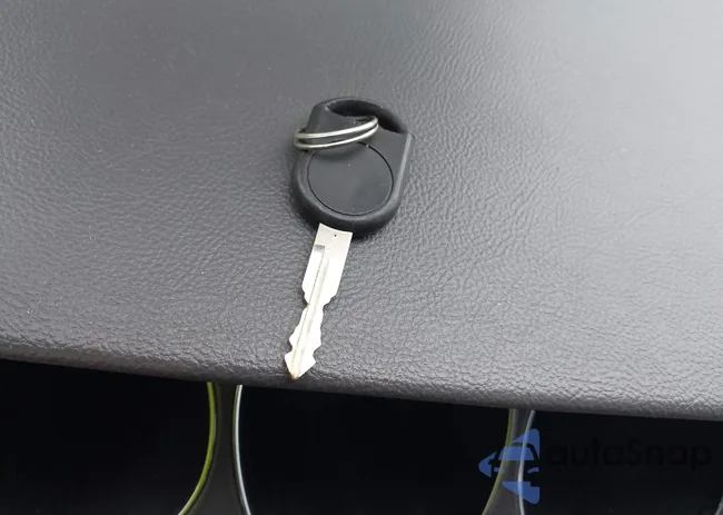 1FAHP2DW6AG166319: 42433080