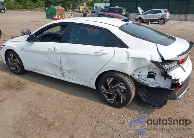 KMHLM4DG2SU956457: 42433107