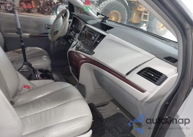 5TDYK3DC0BS063232: 42433187