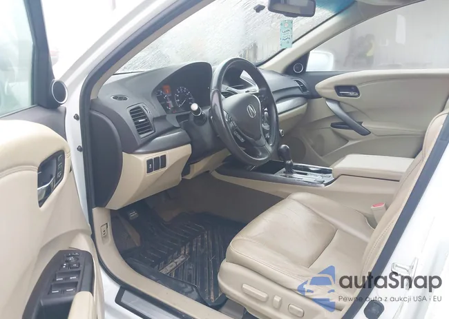 5J8TB3H32EL002640: 42433379