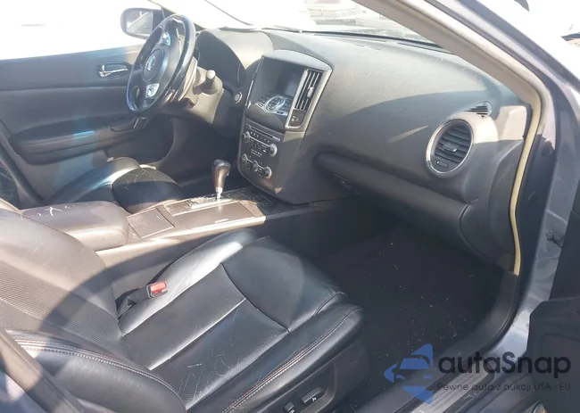 1N4AA5AP8AC808466: 42434057