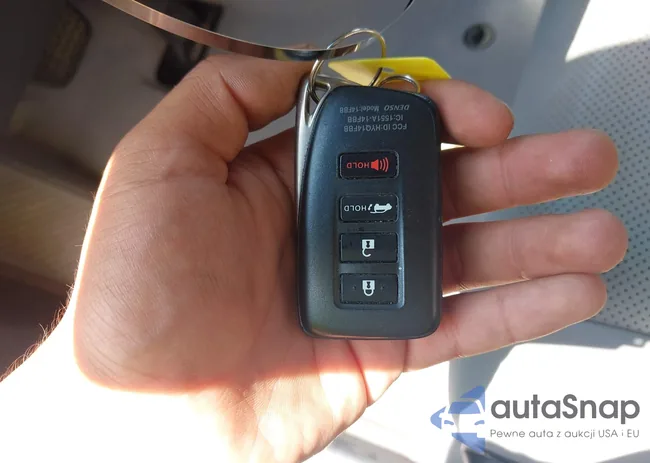 2T2ZZMCA2KC120640: 42434157