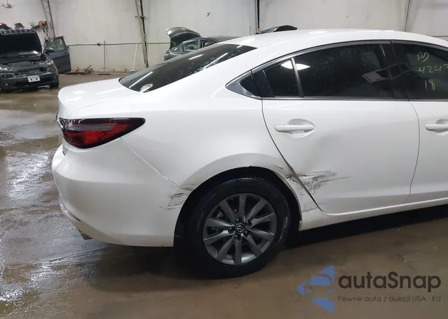 JM1GL1UM3J1336150: 42434273