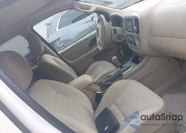 1FMCU93186KD02820: 42434306