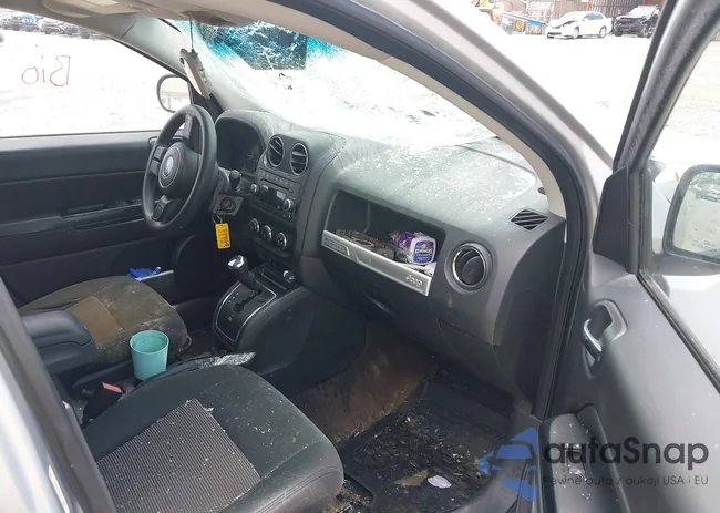 1C4NJCBA7ED537409: 42434361