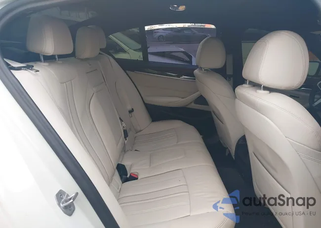 WBA53BJ00PWY19621: 42433550