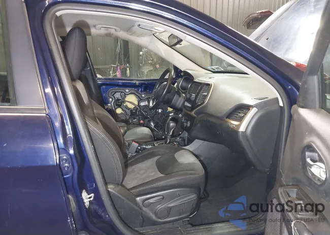 1C4PJMAB3FW564055: 42434835