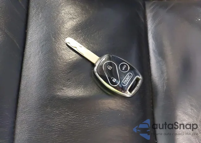 1HGCS22899A005308: 42434924