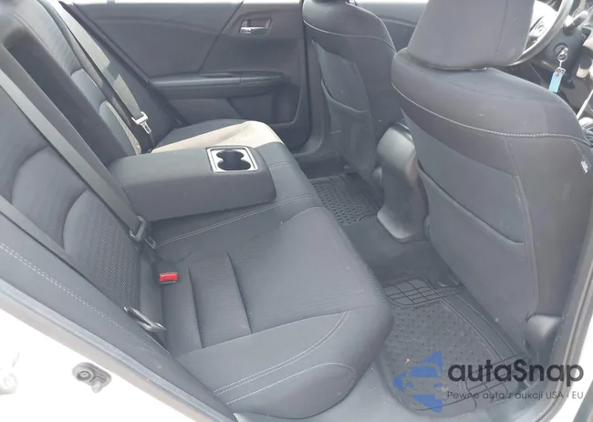 1HGCR2F57FA213033: 42435077