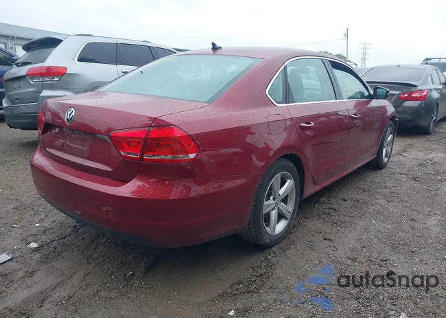 1VWAT7A33FC117833: 42435166