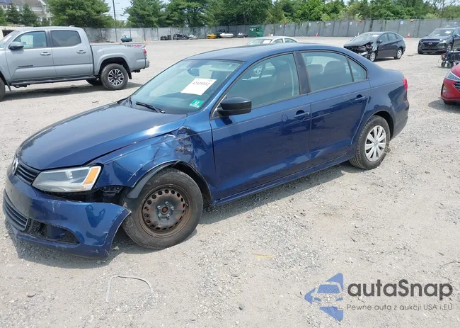 3VW2K7AJ8EM238845: 42435332