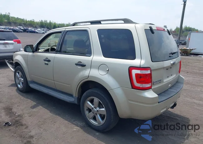 1FMCU9DG2BKB64334: 42434428