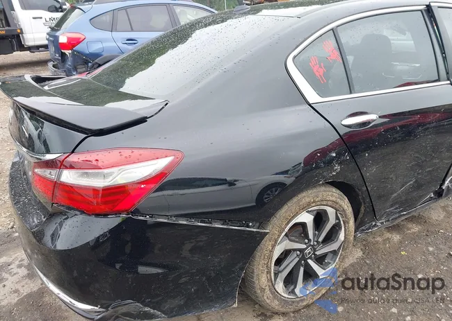 1HGCR2F84HA162751: 42434429