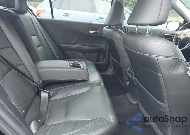 1HGCR2F84HA162751: 42434429