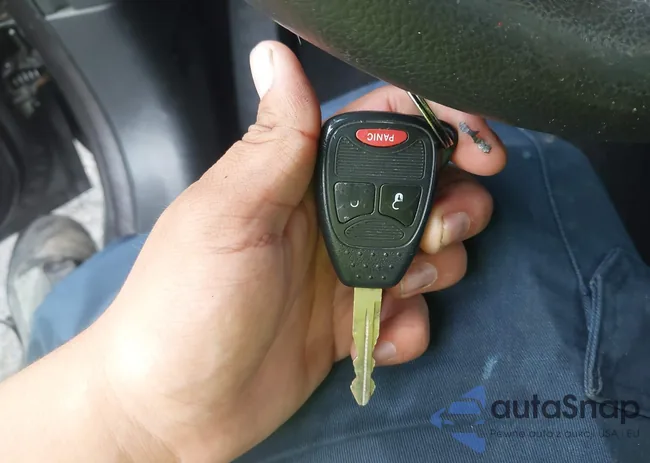 1C4NJRBBXFD206899: 42434469