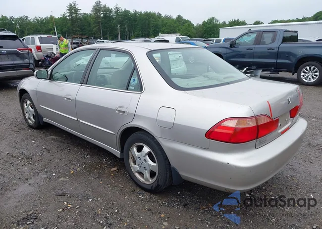 1HGCG6677WA023666: 42434534