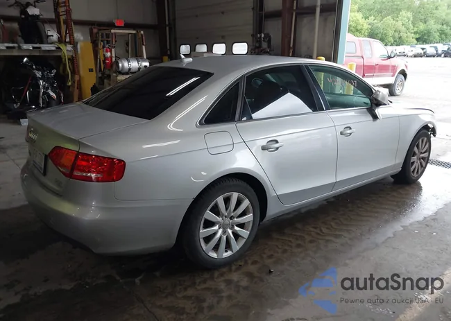 WAUFFAFL0AN046400: 42434637