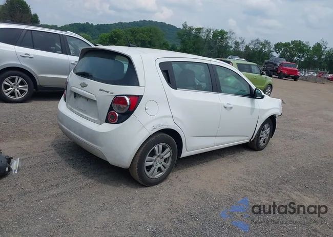 1G1JC6SH3C4105414: 42435826