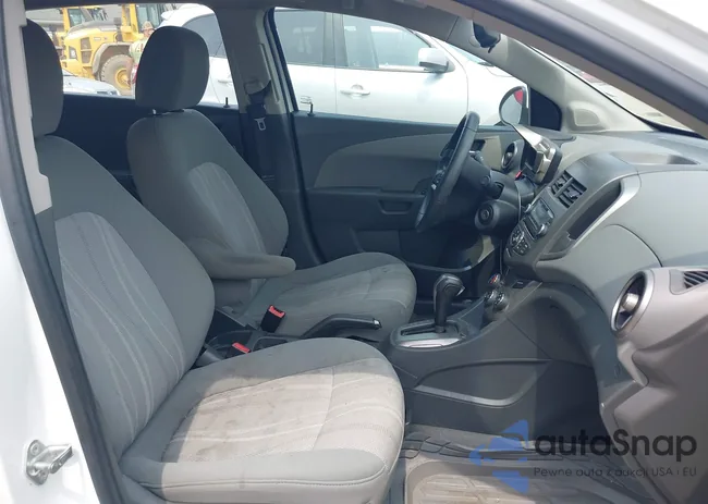 1G1JC6SH3C4105414: 42435826