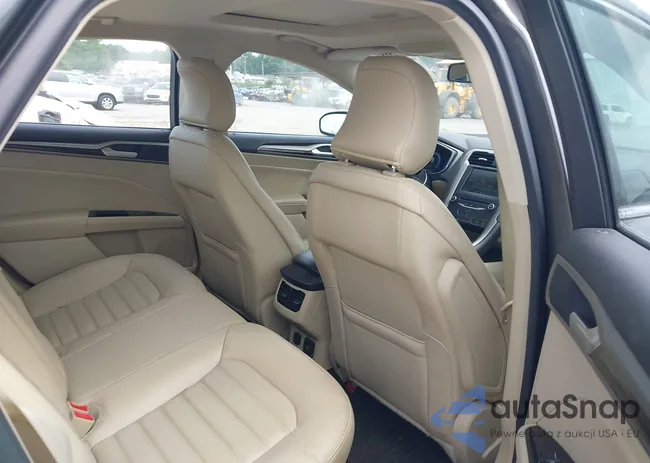 3FA6P0LU5FR166839: 42436131