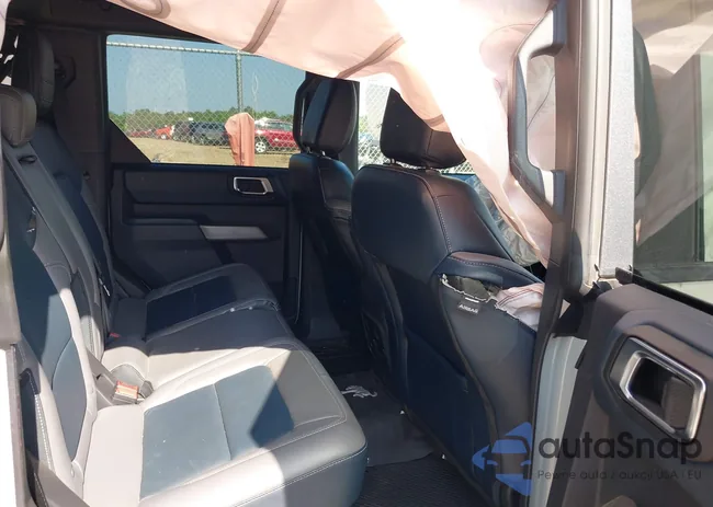 1FMDE5BH2NLB27076: 42436145